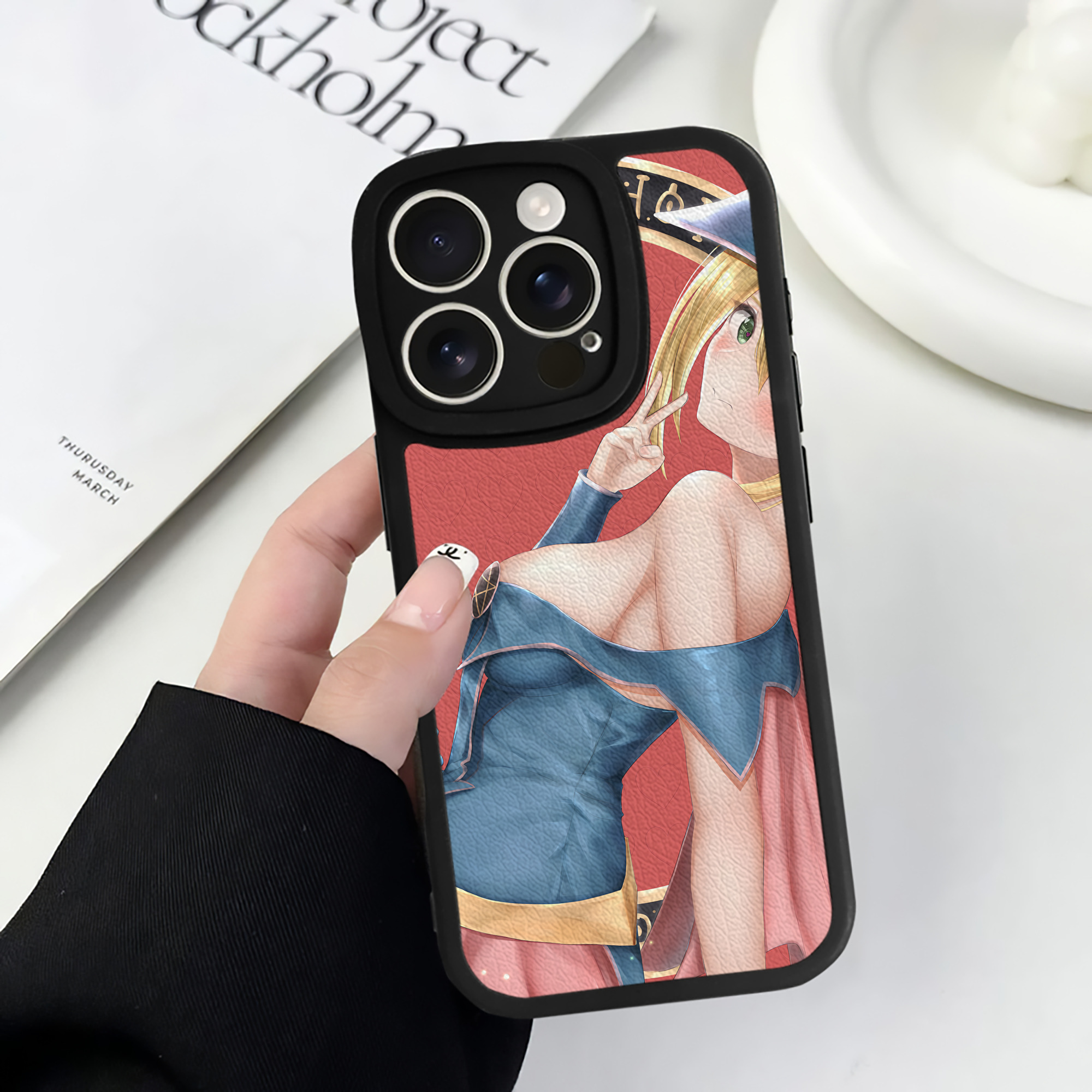 （画像用） 遊☆戯☆王 Yu-Gi-Oh! 【iPhone 16シリーズ対応】シリコンスマホケース（レザー調） 材質：シリコン